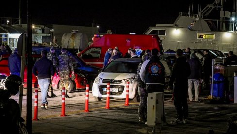 POGINULO NAJMANJE 15 LJUDI U NESREĆI U GRČKOJ: Brod se sudario sa čamcem obalske straže - Među povređenima i deca