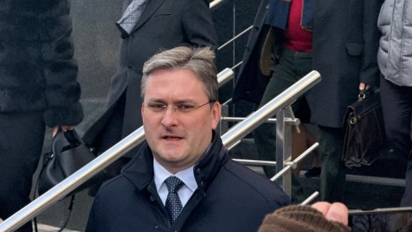 ОПТУЖЕНИ У СЛУЧАЈУ ГЕНЕРАЛШТАБ ИЗЈАСНИЛИ СЕ ДА НИСУ КРИВИ Адвокат министра Селаковића: У овом бесмисленом поступку изаћи ћемо као победници