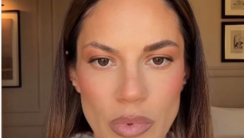 TRIK DANIJELE DIMITROVSKE ZA SAVRŠENO ISCRTANE OBRVE: Samo ovako će delovati prirodno i gusto (VIDEO)