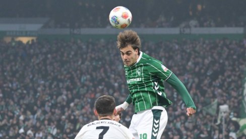 МУКУ МУЧЕ СА НАПАДАЧИМА: Јован Милошевић ван терена још три недеље