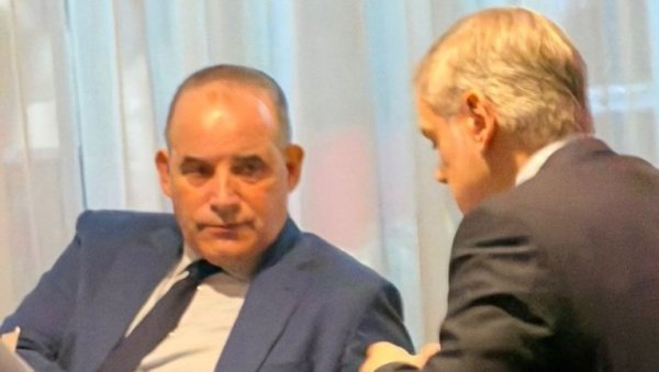 КОЈИ ТИ ЈЕ ОВО АГЕНТ, СТЕФАНОВИЋУ?!