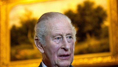 ДА ЛИ МИСЛИТЕ ДА ЈЕ ТО ПАМЕТНО? Краљ Чарсл упозоравао Стармера да не именује Менделсона за амбасадора због веза са Епстином