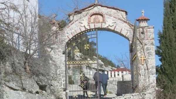 ОТИМАЊЕ СВЕТИЊЕ СПЦ КОД ТРЕБИЊА: Имовина манастира Завала бесправно преписана на општину Равно