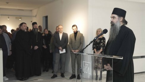 ЉУБАВ ПРЕМА СВАКОЈ ТРАВКИ И МРАВУ: Фотографије хиландарског монаха Теодосија, на изложби Богородичин врт у Музеју примењене уметности