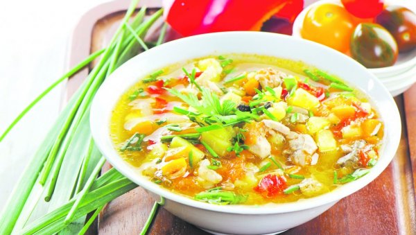 ДА БУБРЕГ ВИШЕ НИКАД НЕ ЗАБОЛИ: Уз ову храну нећети имати проблем са каменом (ЈЕЛОВНИК)