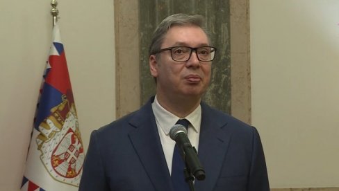 KAŽU AKO NEKO NEGDE POJEDE SENDVIČ, ONI TU VIŠE NEĆE  DA KUPUJU Vučić o blokaderskoj histeriji: Zamislite da su vlast, uništili bi privredU