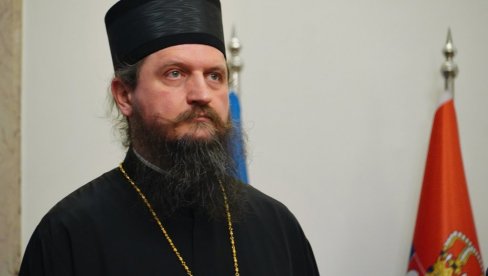 CEO GOVOR EPISKOPA SERGIJA: Gospodine predsedniče, politika koju vodite učinila je srpski narod jednom jedinstvenom celinom (FOTO)