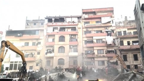 VELIKI BROJ MRTVIH U URUŠAVANJU ZGRADA U TRIPOLIJU: Izvršena hitna evakuacija stanara okolnih stambenih objekata, došlo i do pucnjave (VIDEO)