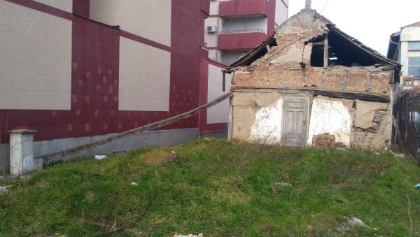 ПРАКТИЧНО РЕШЕЊЕ: Дрвеном гредом против урушавања уџерице