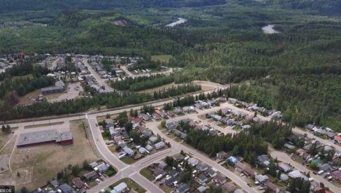 КАНАДСКИ МЕДИЈИ ОБЈАВИЛИ КО ЈЕ ПУЦАО И УБИО 10 ОСОБА У ШКОЛИ: Није девојка, већ осамнаестогоди Џеси Стренг (ФОТО)