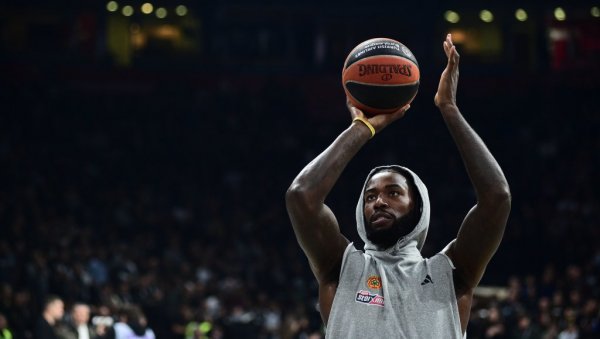 НИЈЕ ОСТАО ДУЖАН! Лесор узвратио Мишку Ражнатовићу: Срећа па...