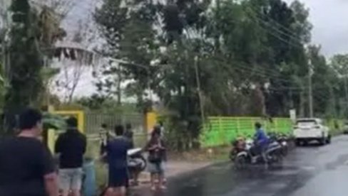 ТАЛАЧКА КРИЗА У ШКОЛИ - ТРОЈЕ ПОГИНУЛО: Специјалне јединице опколиле објекат на Тајланду (ФОТО/ВИДЕО)