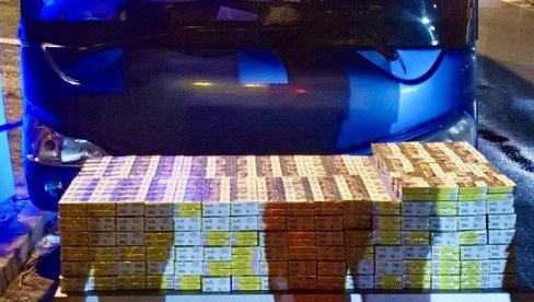 U BUNKERIMA AUTOBUSA 200 BOKSOVA CIGARETA: Na Graničnom prelazu Šid uhapšen osumnjičeni  za krijumčarenje robe vredne oko 820 hiljada dinara