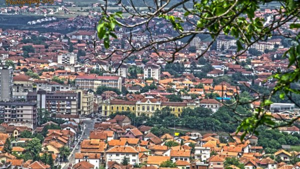 ПРОКУПАЧКА ПОЛИЦИЈА УХАПСИЛА ЛОПОВЕ: Украли кутију са новцем намењеним за хуманитарне сврхе