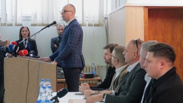 НИКАД ТЕЖА СИТУАЦИЈА ЗА СРПСКИ НАРОД Игор Симић: Потезима Приштине угрожено 80 одсто људи на КиМ