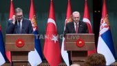 VUČIĆ SE OBRAĆA: Predsednik nakon sastanka sa Erdoganom (FOTO/VIDEO)