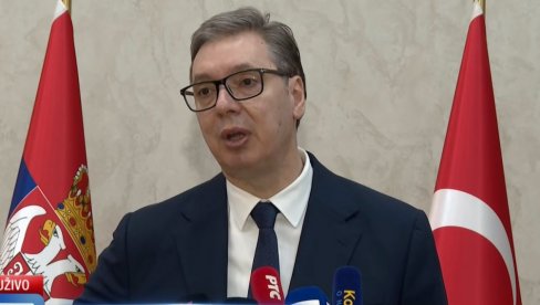 VUČIĆ O IZJAVAMA MANOJLOVIĆA: Toliko neznanja i besmisla u nekoliko rečenica ne možete ni da komentarišete