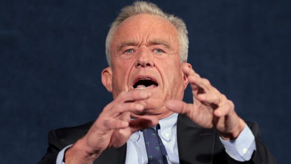 АМЕРИЧКИ МИНИСТАР ЗДРАВЉА ШОКИРАО: Шмркао сам кокаин са WC даске