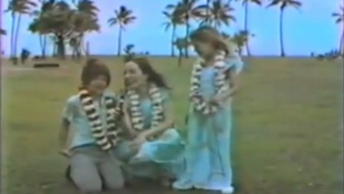 БИЛА ЈЕ ЛЕПА КАО ГРЕХ, ЊЕН ЖИВОТ ТЕЖАК КАО ЧЕМЕР: Људи мисле да је Анђелина Џоли прелепа жена, док не виде њену мајку