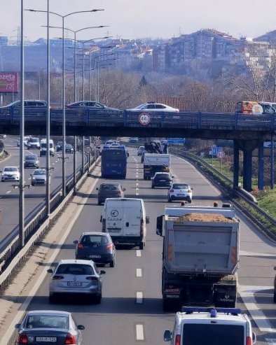 СЛУЖИЋЕ ДО ИЗГРАДЊЕ НОВЕ ПЕТЉЕ: Душановачки мост постављен је још 1975. године као привремено решење (ФОТО)