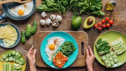 3 НАЈБОЉЕ ВРСТЕ ДОРУЧКА ПРЕМА ЕНДОКРИНОЛОЗИМА: Држе осећај глади под контролом