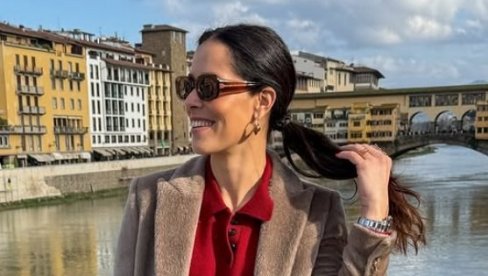 АНА ИВАНОВИЋ У БЕЗВРЕМЕНСКОЈ ЕЛЕГАНЦИЈИ: Док би неко помислио да се ништа не слаже, она то зна да изнесе (ФОТО)