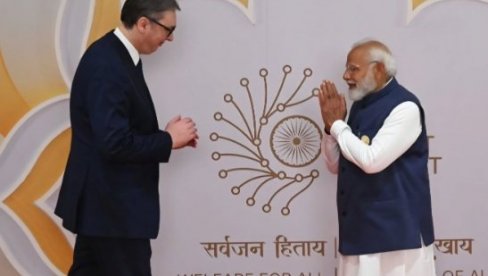 ВУЧИЋ НА САМИТУ У ИНДИЈИ: Ова вечера прави је тренутак да разговарамо о одговорној примени нових технологија (ФОТО)