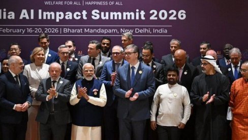 ПРИСУСТВО СРБИЈЕ НА ОВАКВИМ СКУПОВИМА ЈАЧА НАШУ МЕЂУНАРОДНУ ПОЗИЦИЈУ Вучић обишао АИ ЕXПО у оквиру Самита о вештачкој интелигенцији