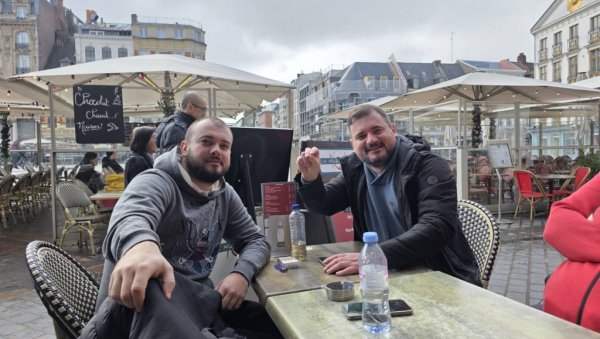 ИЗ КОТОРА, ЗБОГ ЗВЕЗДЕ, ЧАК У ЛИЛ: Идемо даље!