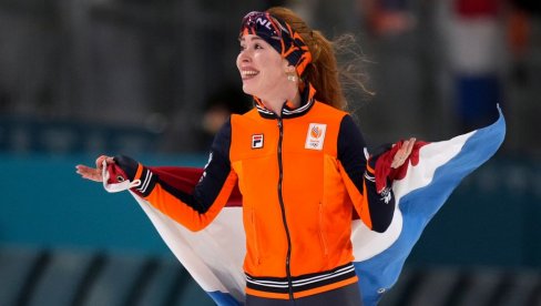 ПОЉУПЦИ ТРИ ОЛИМПИЈКЕ: Бурно славље на победничком подијуму после нестварног финиша