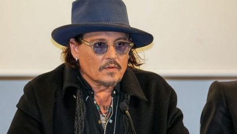 DIRLJIV GEST DŽONIJA DEPA: Glumac sve vreme pomagao teško bolesnom Eriku Dejnu