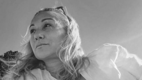 УМРЛА ВОЉЕНА ГИМНАЗИЈСКА ПРОФЕСОРКА Ана (50) је била симбол града: Отишла је најјача, најхрабрија, наша снага - неисцрпна енергија