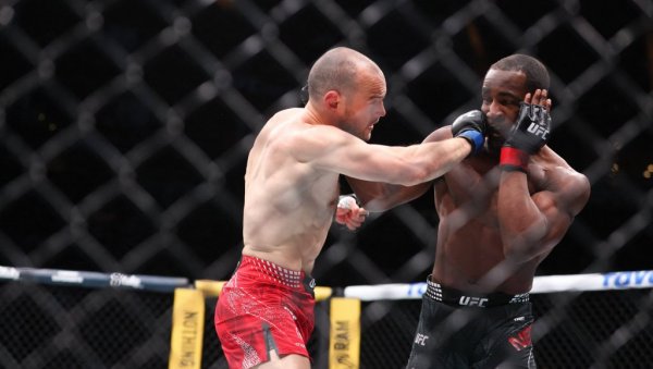 СРБИН НОКАУТИРАО АМЕРИКАНЦА: Трамп позвао Уроша Медића, после разговора са председником најавио - Долазимо у Београд!