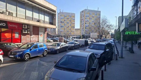 КРЊА ВЛАСТ ЈОШ ГОДИНУ: Каква је судбина иницијативе ЕС за скраћење мандата Скупштини Подгорице