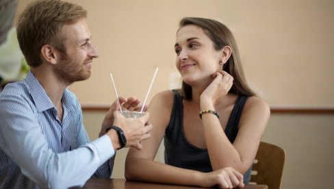 NE ZNAJU ŠTA JE SVAĐA: Tri horoskopska para koji najbolje komuniciraju