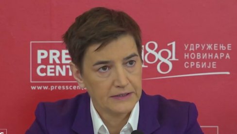 ANA BRNABIĆ: Blokaderi čekaju strance da ih dovedu na vlast