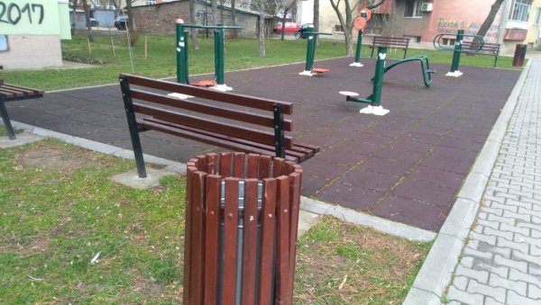 ВАНДАЛИ ГА ЗАОБИЛАЗЕ: Игралиште које још ниједном није оштећено