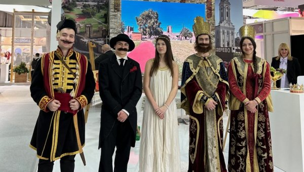 ЂУРАЂ, ПРОКЛЕТА ЈЕРИНА И НУШИЋ ИЗАЗВАЛИ ВЕЛИКУ ПАЖЊУ НА САЈМУ ТУРИЗМА: Успешан наступ Смедерева на 47. манифестацији