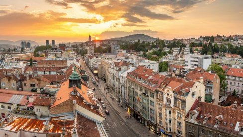 CELA BOSNA NA NOGAMA: Čuveni srpski fudbaler preuzima sarajevski klub?!