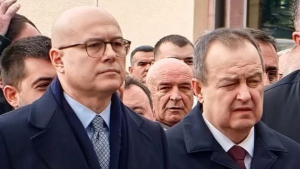 ИВИЦЕ, ДРУЖЕ, БОРИ СЕ! Вучевић се обратио Дачићу након што је примљен у болницу