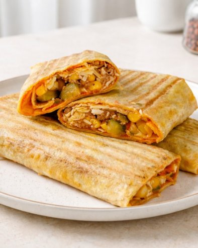 БРЗА ТОСТ ТОРТИЉА СА АЈВАРОМ И ТУЊЕВИНОМ: Оброк готов за 10 минута