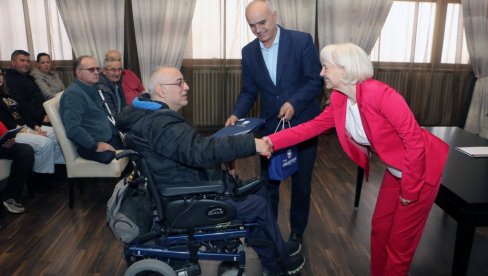 ZA 19 ORGANIZACIJA 23 MILIONA: U Smederevu uručeni ugovori za sufinansiranje programa socio-humanitarnih organizacija