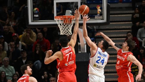 POLUVREME U PIONIRU! Turska ima ogromno vođstvo protiv Srbije!