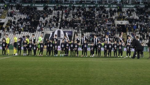 ТРАНФСЕР БОМБА У СУПЕРЛИГИ: Један од најбољих голмана слободан од лета - Партизан прва опција?