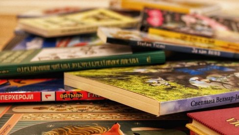 1.000 KNJIGA ZA ŠTIĆENIKE DEČJEG SELA U SREMSKOJ KAMENICI : Uspešna akcija Poklon zbirke Rajka Mamuzića