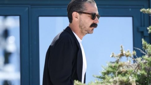 ПРЕДВИЂАЛИ СУ МУ МАЕСТРАЛНУ КАРИЈЕРУ, САДА ЈЕ СВАКО МАЛО У ЗАТВОРУ: Снимљен како удара човека у главу испред бара у Њу Орлеансу