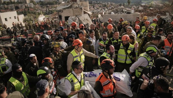 КРВАВИ НАПАД НА ИЗРАЕЛСКИ ГРАД: Иран ракетирао Беит Шемеш, има мртвих, дете у критичном стању (ФОТО/ВИДЕО)