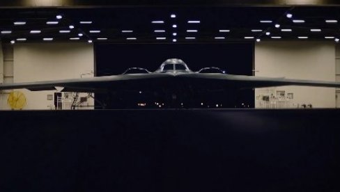 AMERIKANCI OBJAVILI VIDEO: Napali smo Iran nevidljivim bombarderima!