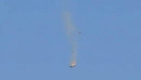 DIM KOD AMERIČKE AMBASADE, OBOREN F-15? Haos u Kuvajtu, pojavio se snimak pada letelice, Iran tvrdi da je njihovih ruku delo (VIDEO)