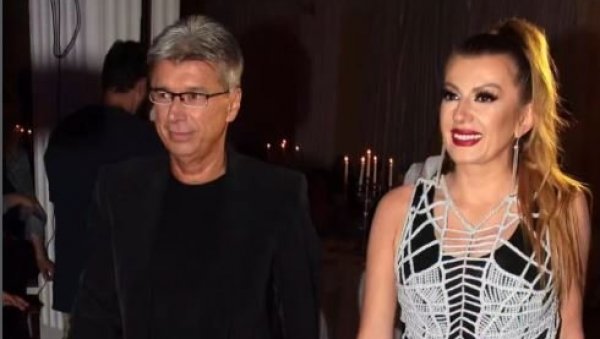 БИО ЈЕ ДЕО НАШЕ ПОРОДИЦЕ: Вики Миљковић се расплакала у документарцу посвећеном Саши Поповићу (ФОТО)